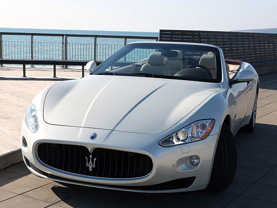 Maserati GranCabrio 2010 года  (фото 14 из 101)